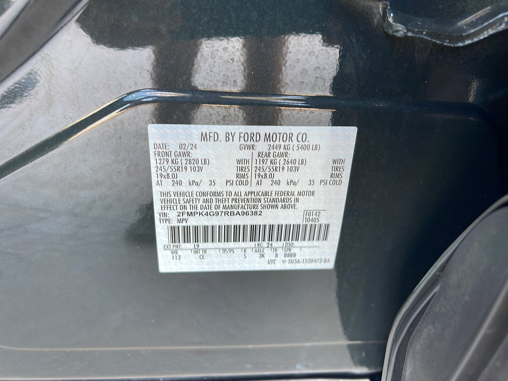Certified 2024 Ford Edge SE w/ Black Appearance Package AWD/4WD image 31