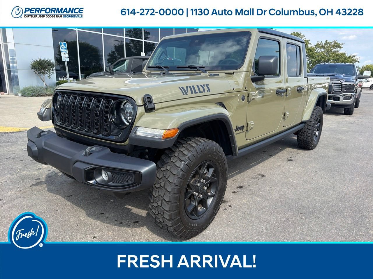 Certified 2025 Jeep Gladiator Sport AWD/4WD image 4