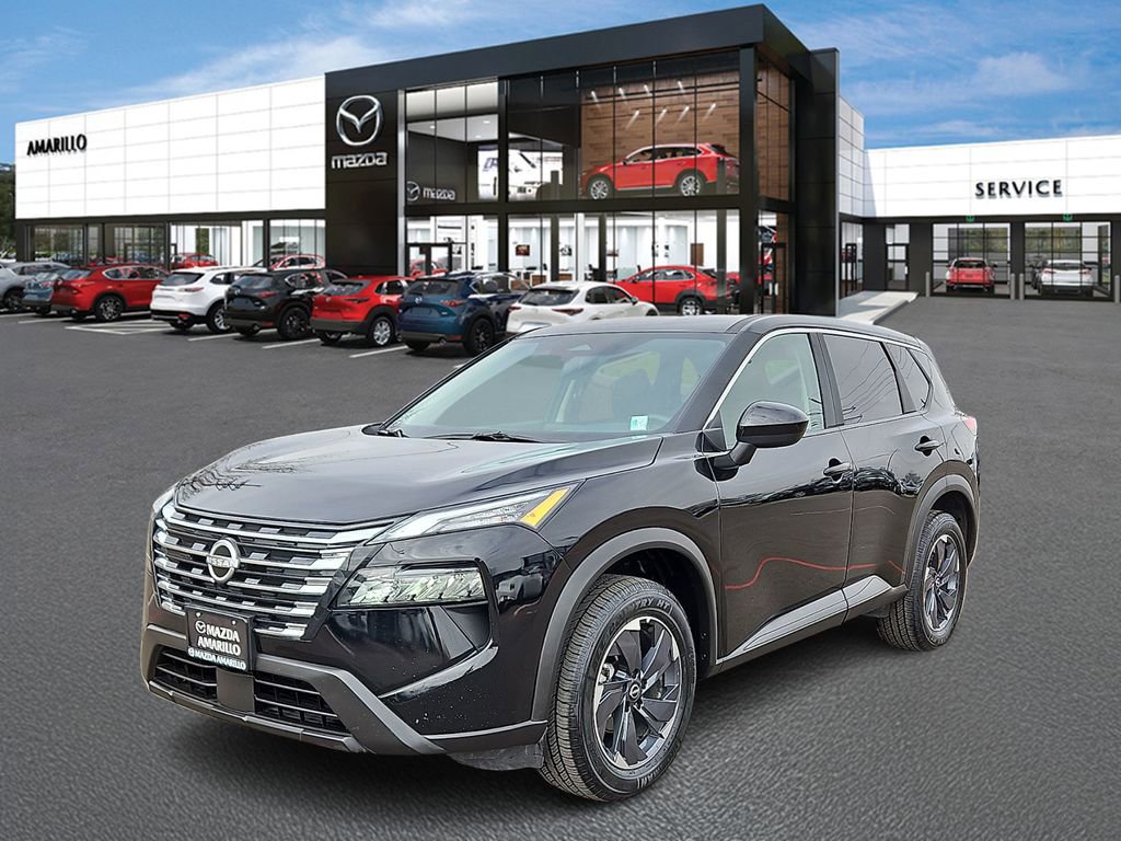 Used 2025 Nissan Rogue SV image 2