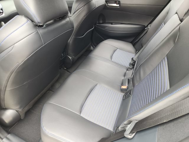 Used 2023 Toyota Corolla Cross AWD Hybrid w/ Convenience Package image 21
