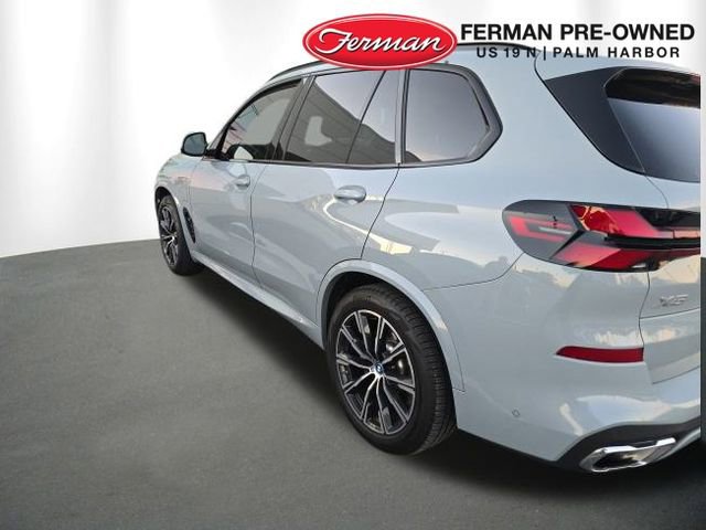 Used 2024 BMW X5 xDrive50e w/ Executive Package image 5