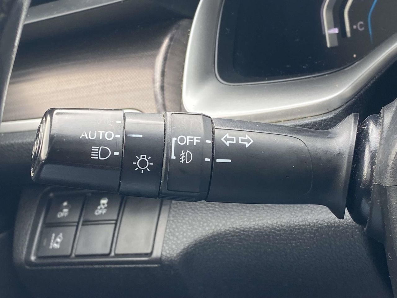 Used 2019 Honda Civic EX image 21