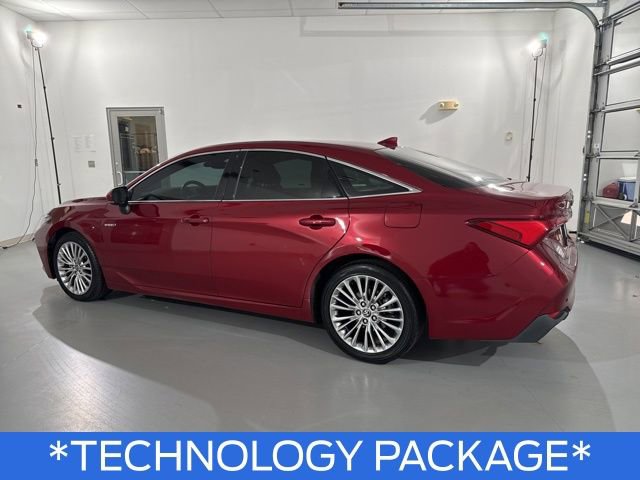 Used 2021 Toyota Avalon Limited image 6