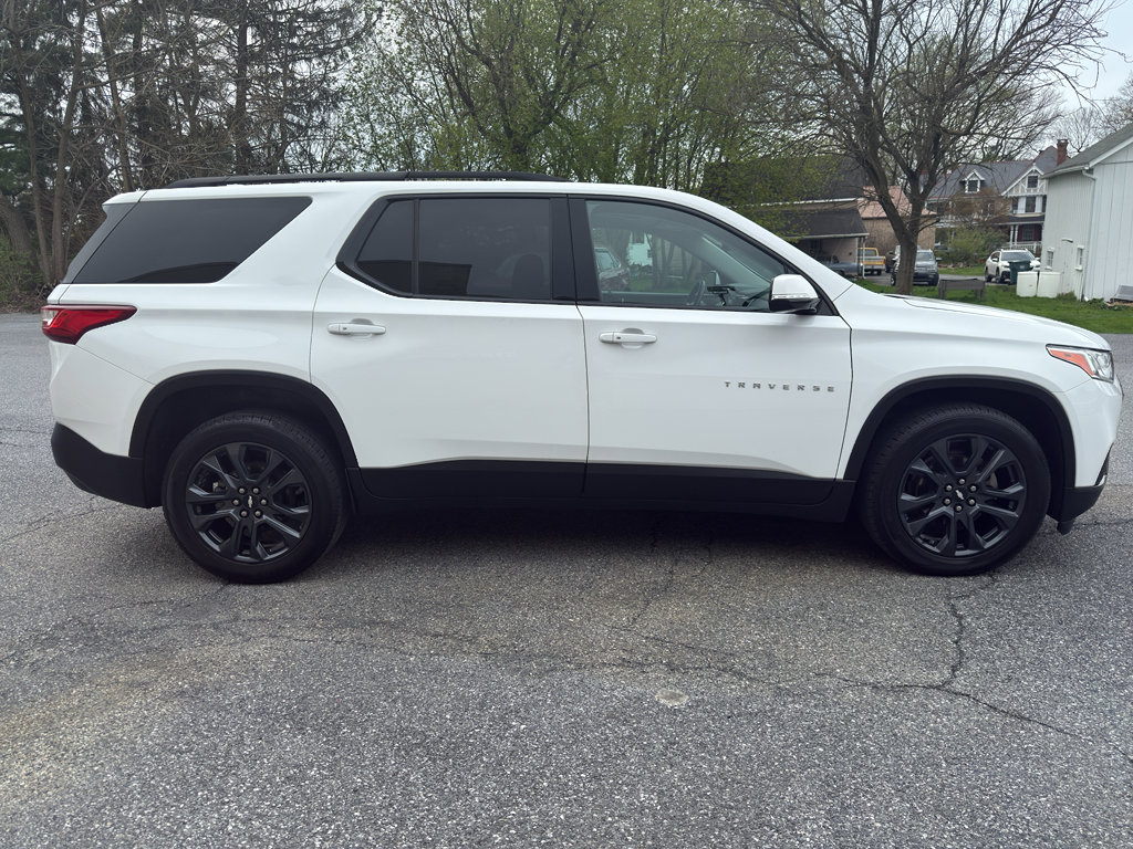 Used 2019 Chevrolet Traverse RS w/ LPO, Floor Liner Package AWD/4WD image 6