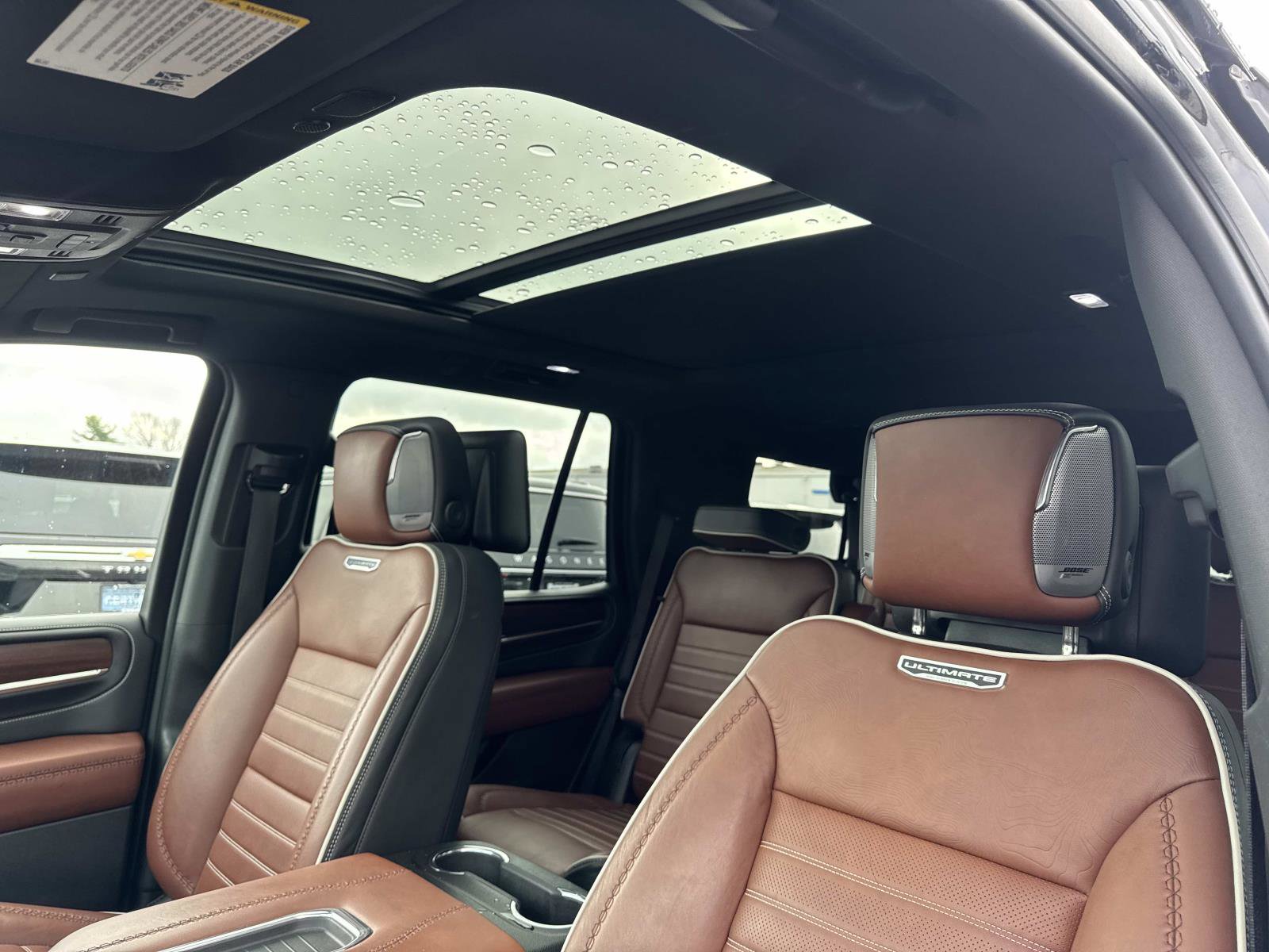 Used 2023 GMC Yukon Denali Ultimate image 22