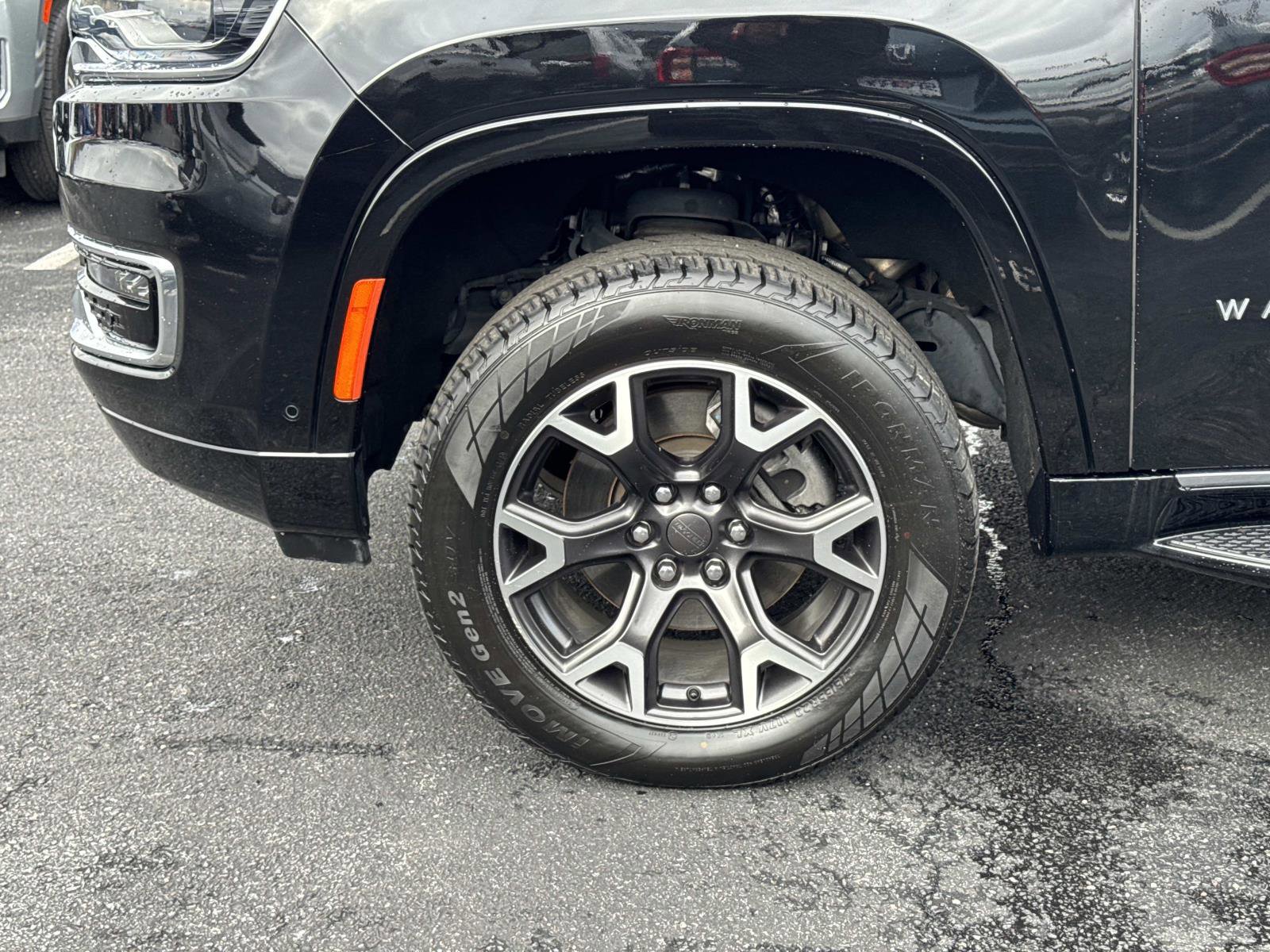 Used 2024 Jeep Wagoneer Series III image 27