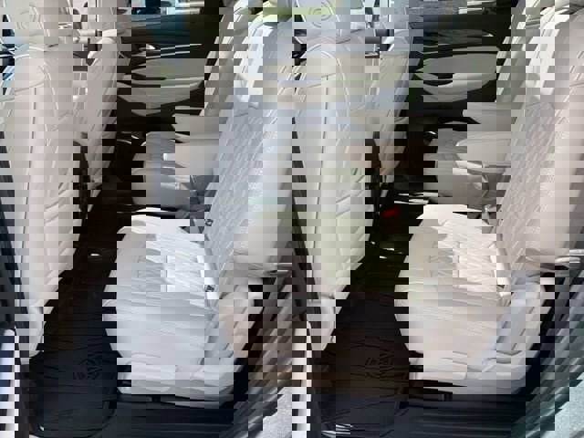 Used 2023 Buick Enclave Avenir w/ Avenir Technology Package image 25