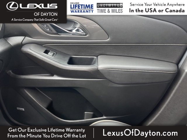 Used 2023 Chevrolet Traverse Premier image 21