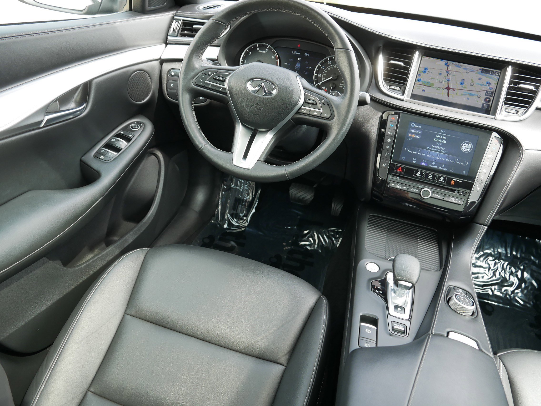 Certified 2020 INFINITI QX50 Essential w/ Edition 30 Package image 9