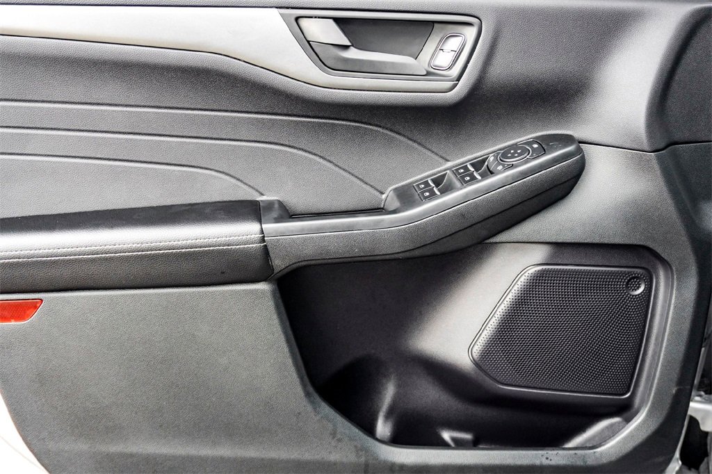 Used 2023 Ford Escape Active image 10