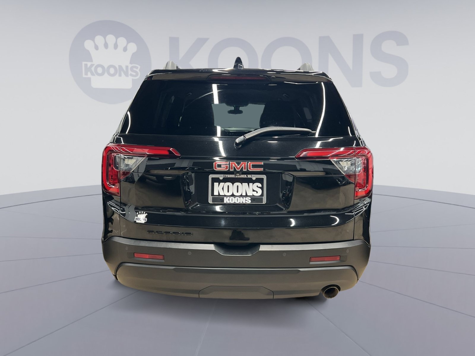 Used 2021 GMC Acadia SLE w/ Driver Convenience Package FWD image 4
