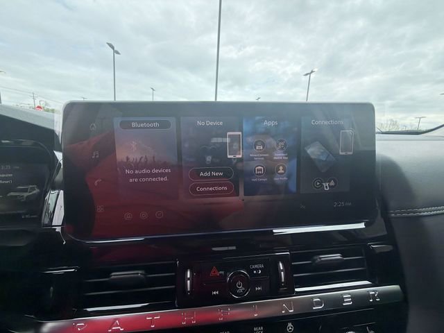 New 2026 Nissan Pathfinder Platinum AWD/4WD image 16