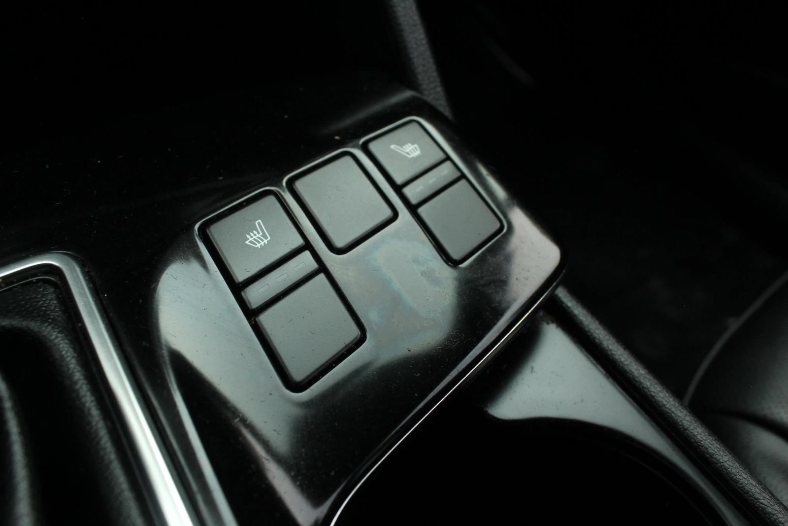 Used 2024 Kia Sportage EX FWD image 33