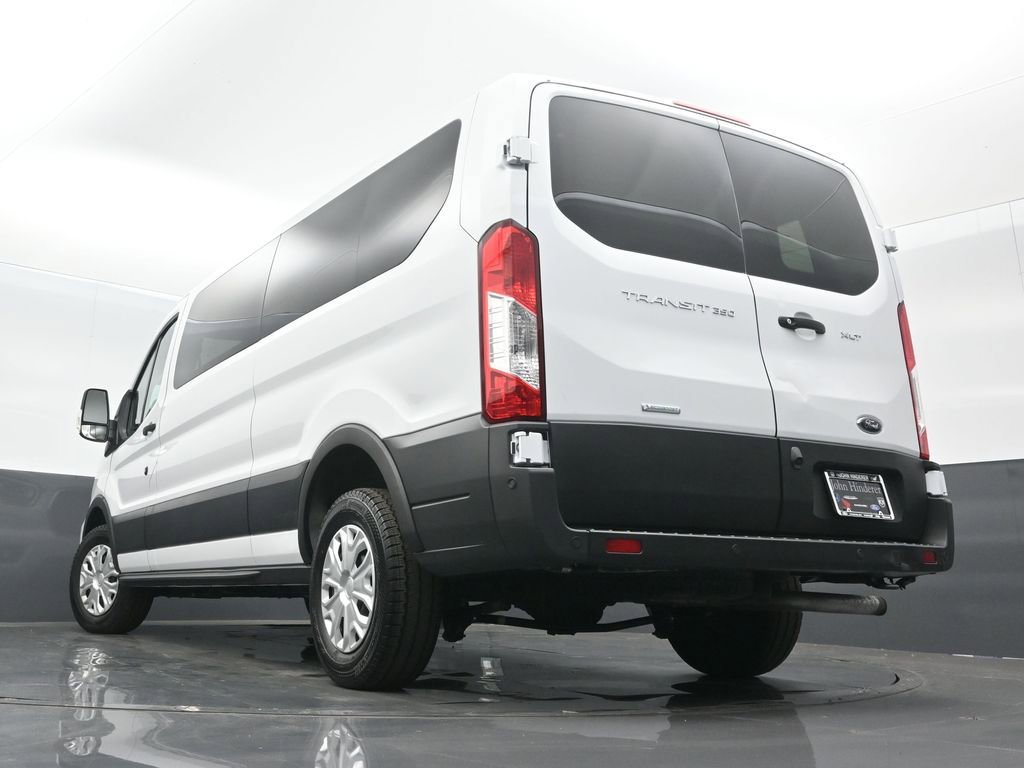 Used 2023 Ford Transit 350 XLT image 30