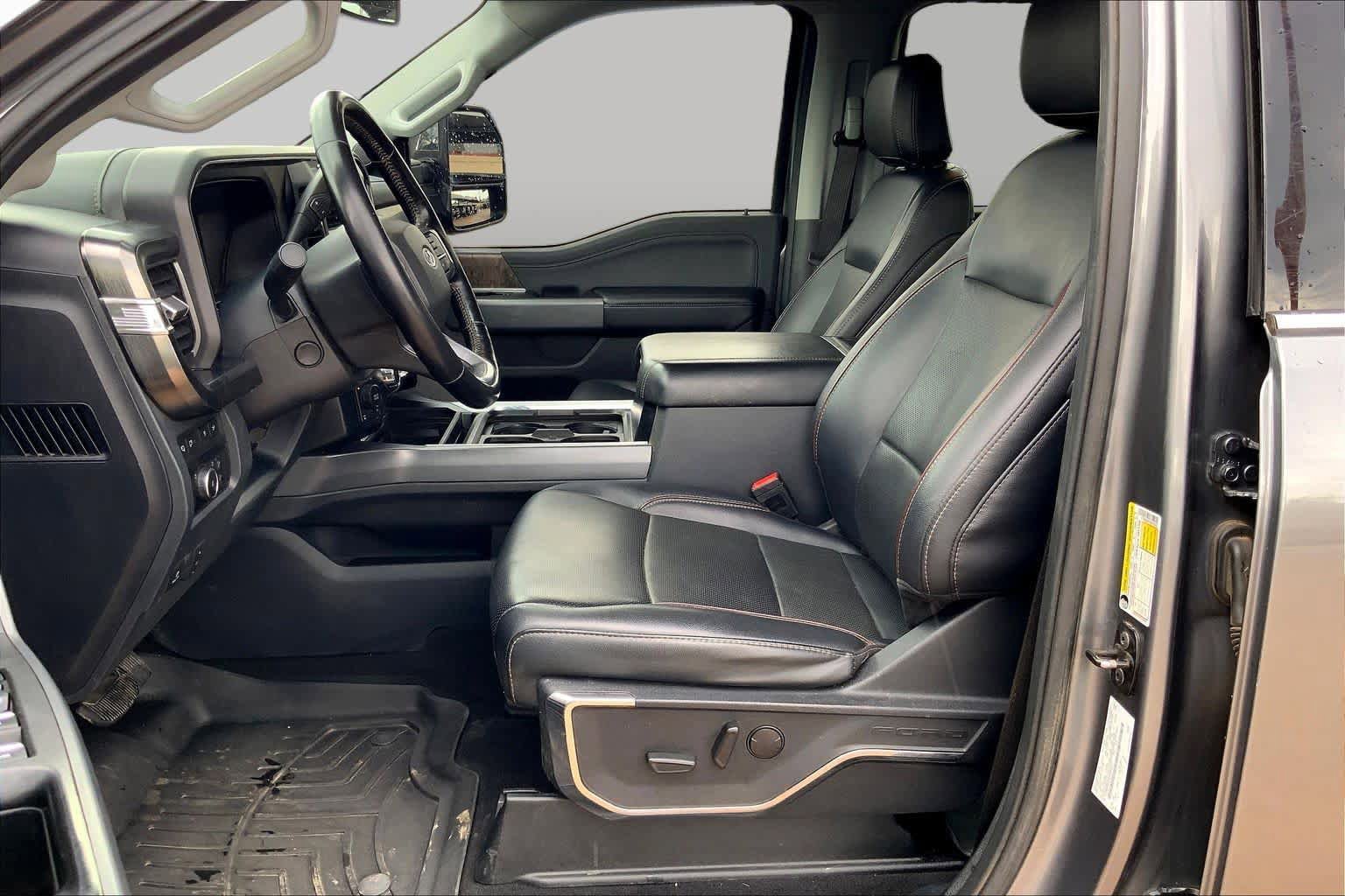 Used 2024 Ford F250 Lariat w/ Chrome Package AWD/4WD image 8