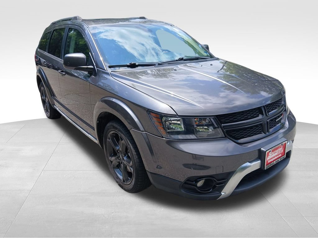 Used 2020 Dodge Journey Crossroad FWD image 16