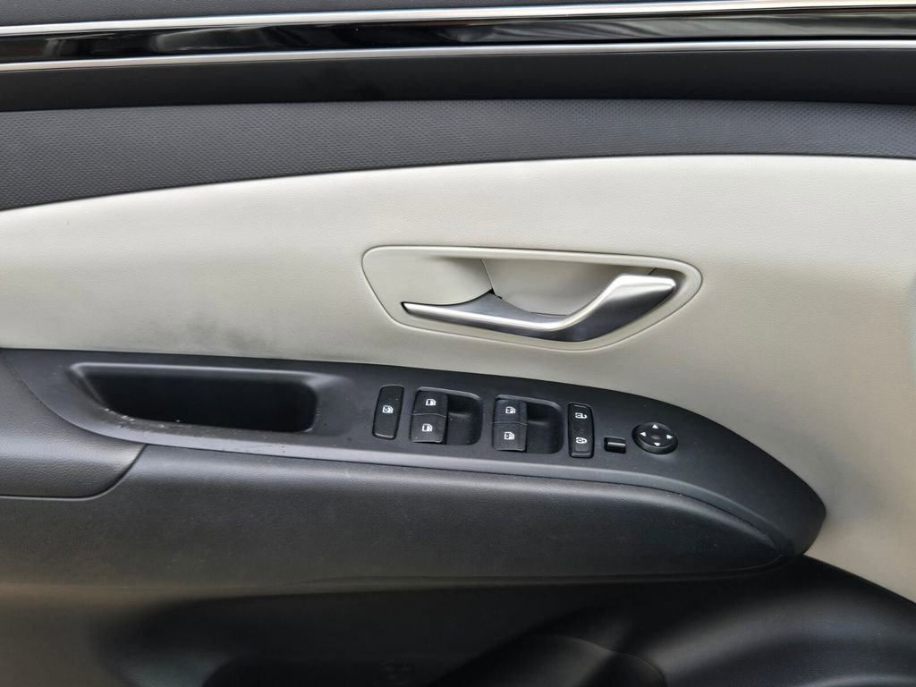Used 2022 Hyundai Tucson SEL image 28