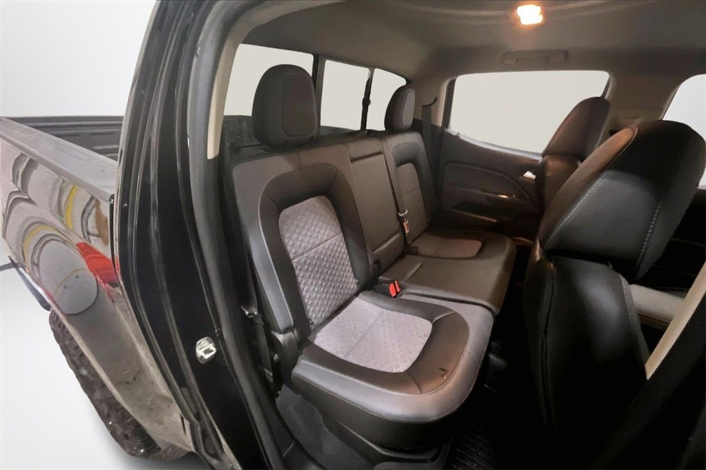 Used 2019 Chevrolet Colorado Z71 w/ Z71 Midnight Edition image 25