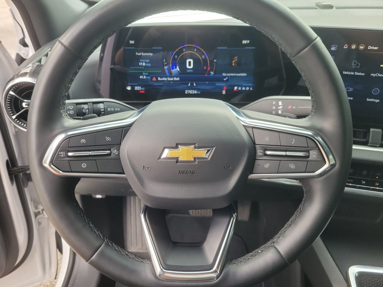 Used 2026 Chevrolet Equinox LT FWD image 17