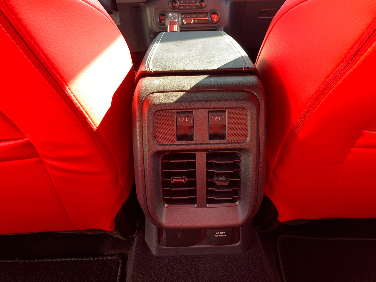 Used 2025 Ford Bronco Outer Banks w/ Sasquatch Package image 42