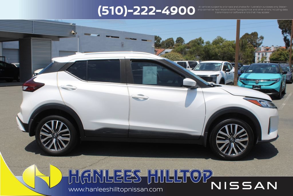 Used 2022 Nissan Kicks SV FWD image 6