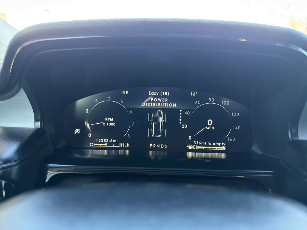 Certified 2023 Lincoln Nautilus AWD w/ Premium Package image 22