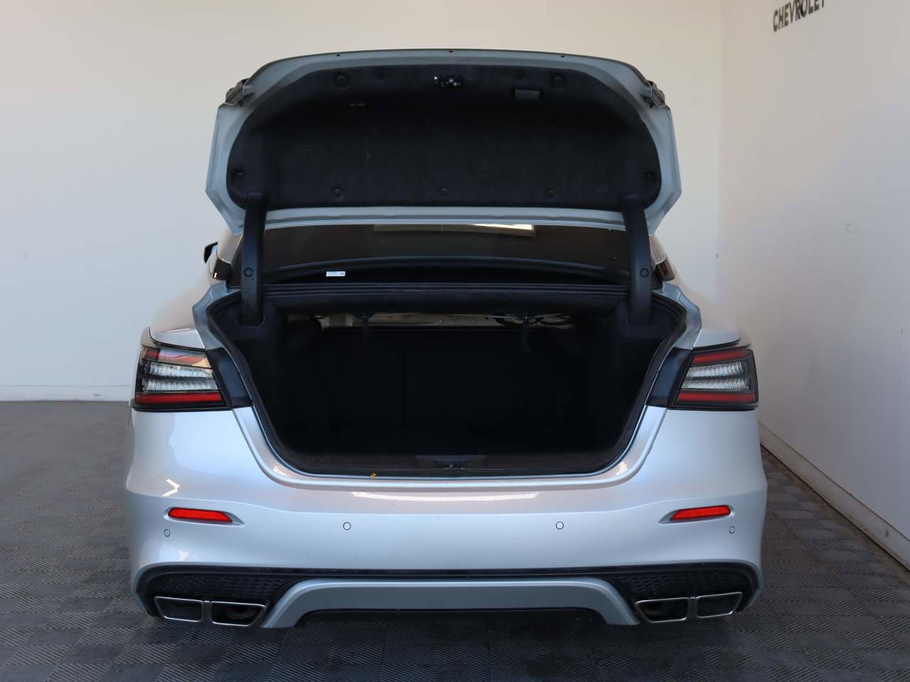 Used 2022 Nissan Maxima SV image 5