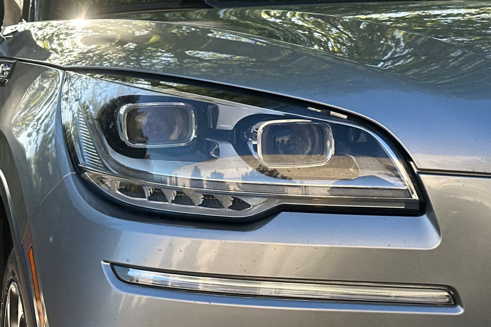 Used 2021 Lincoln Aviator Reserve w/ Equipment Group 202A AWD/4WD image 9