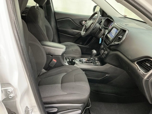 Used 2020 Jeep Cherokee Latitude image 19