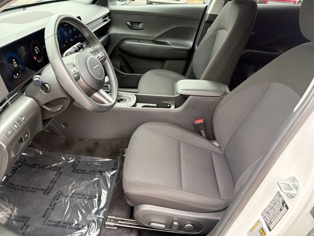Used 2025 Hyundai Kona SEL AWD/4WD image 15