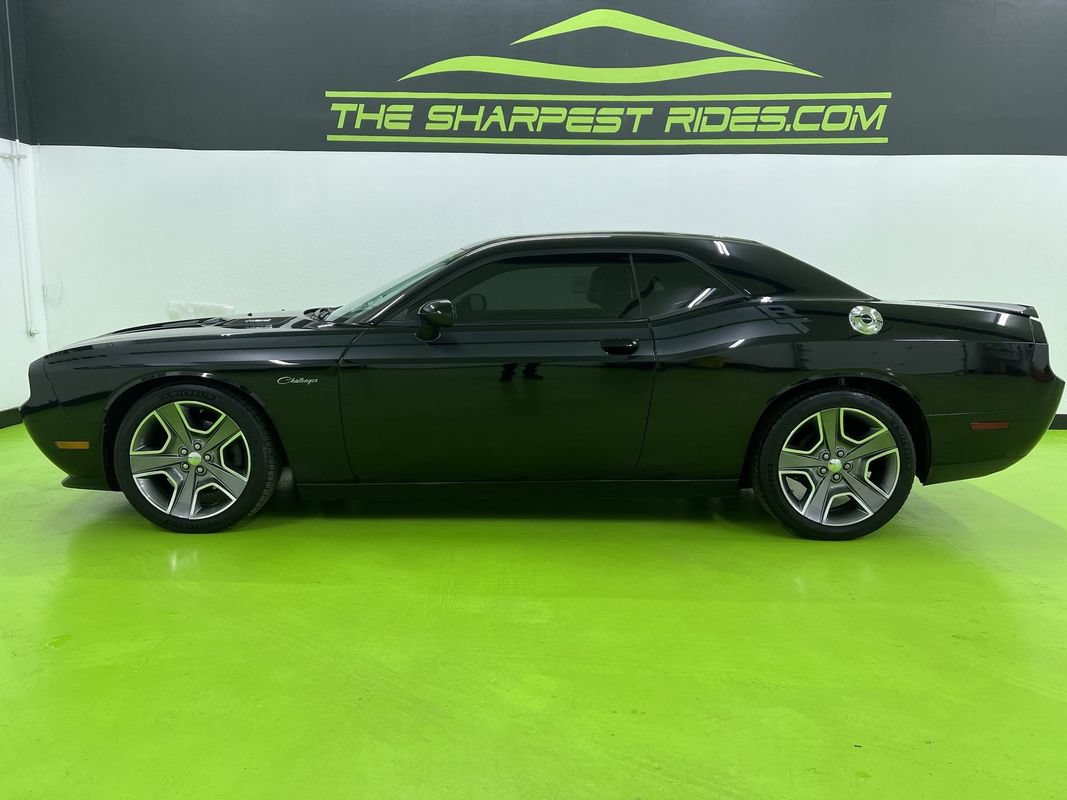 Used 2012 Dodge Challenger R/T RWD image 6