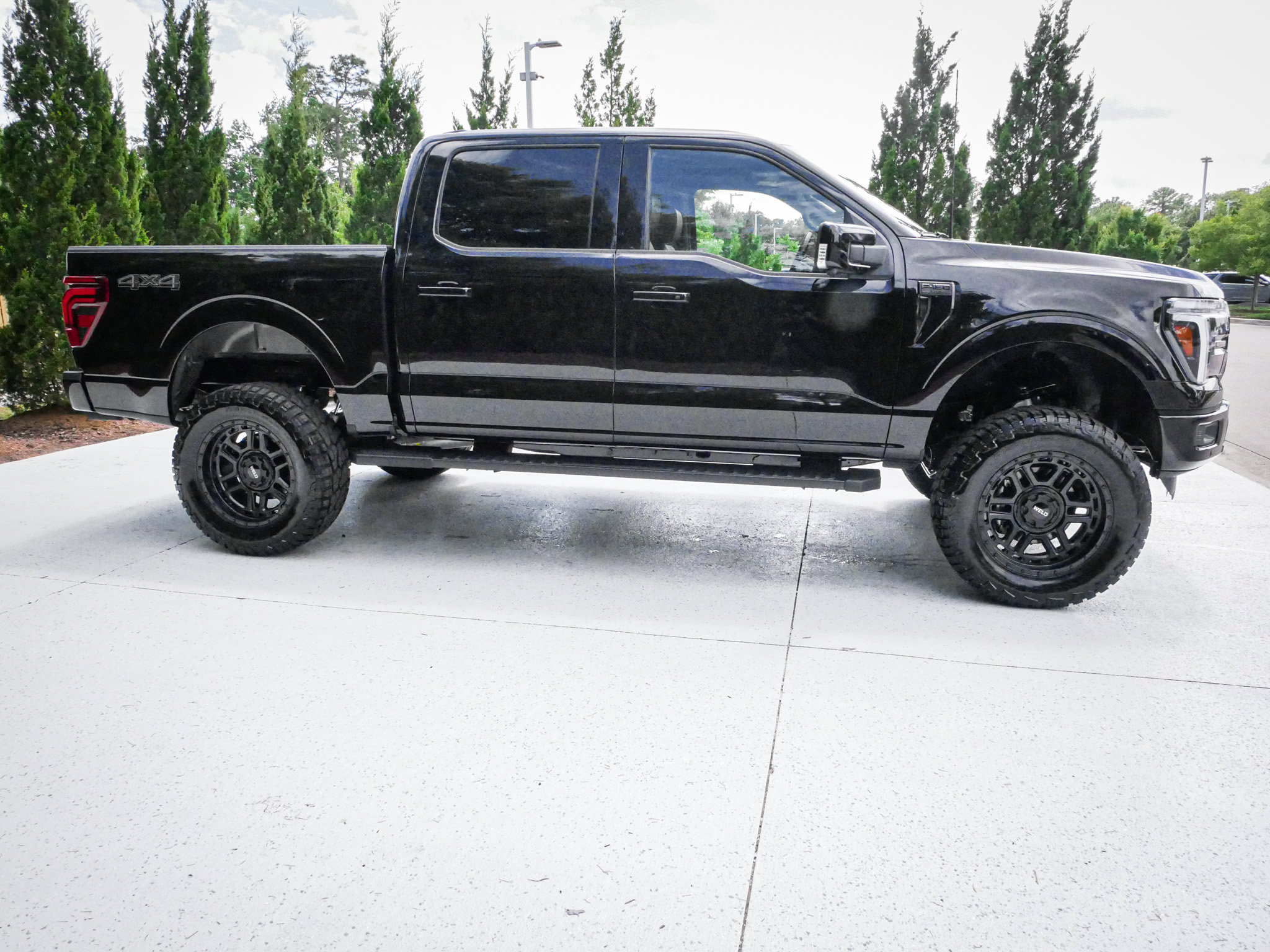 Used 2026 Ford F150 Lariat w/ Equipment Group 502A High AWD/4WD image 11