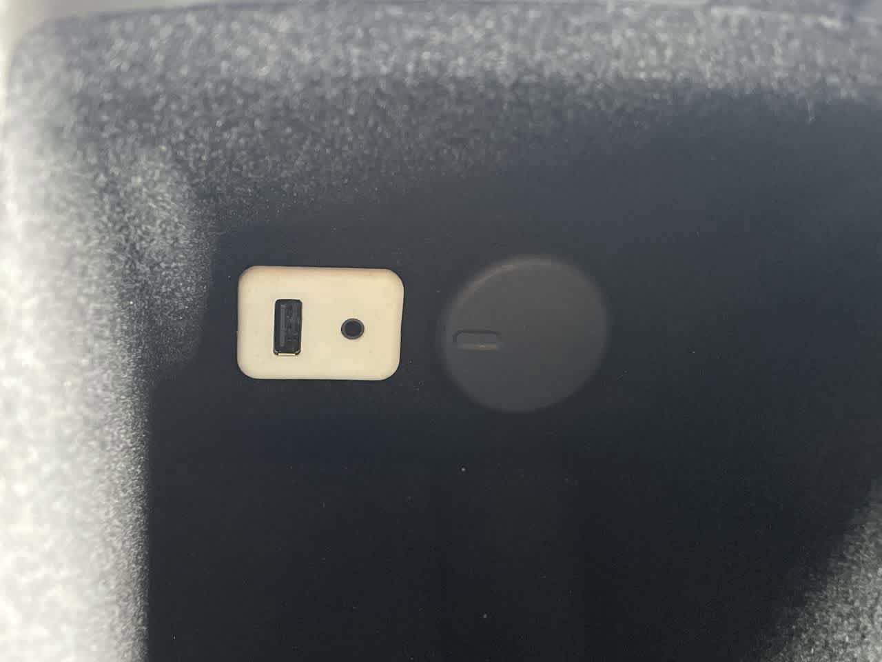 Used 2012 Cadillac SRX FWD image 22