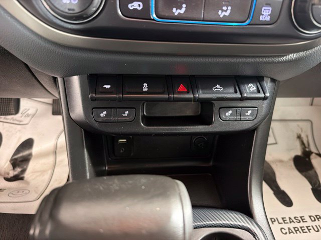 Used 2018 Chevrolet Colorado Z71 AWD/4WD image 15