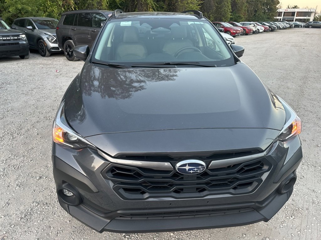 Used 2024 Subaru Crosstrek 2.0i Premium image 2