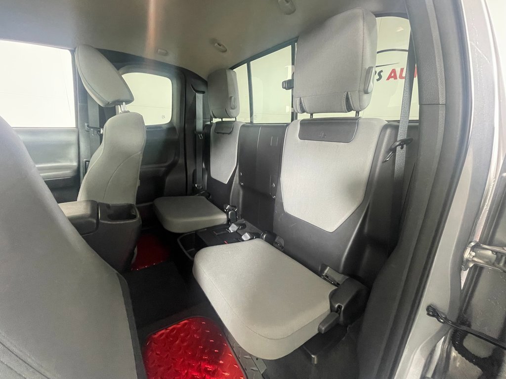 Used 2017 Toyota Tacoma SR5 image 23