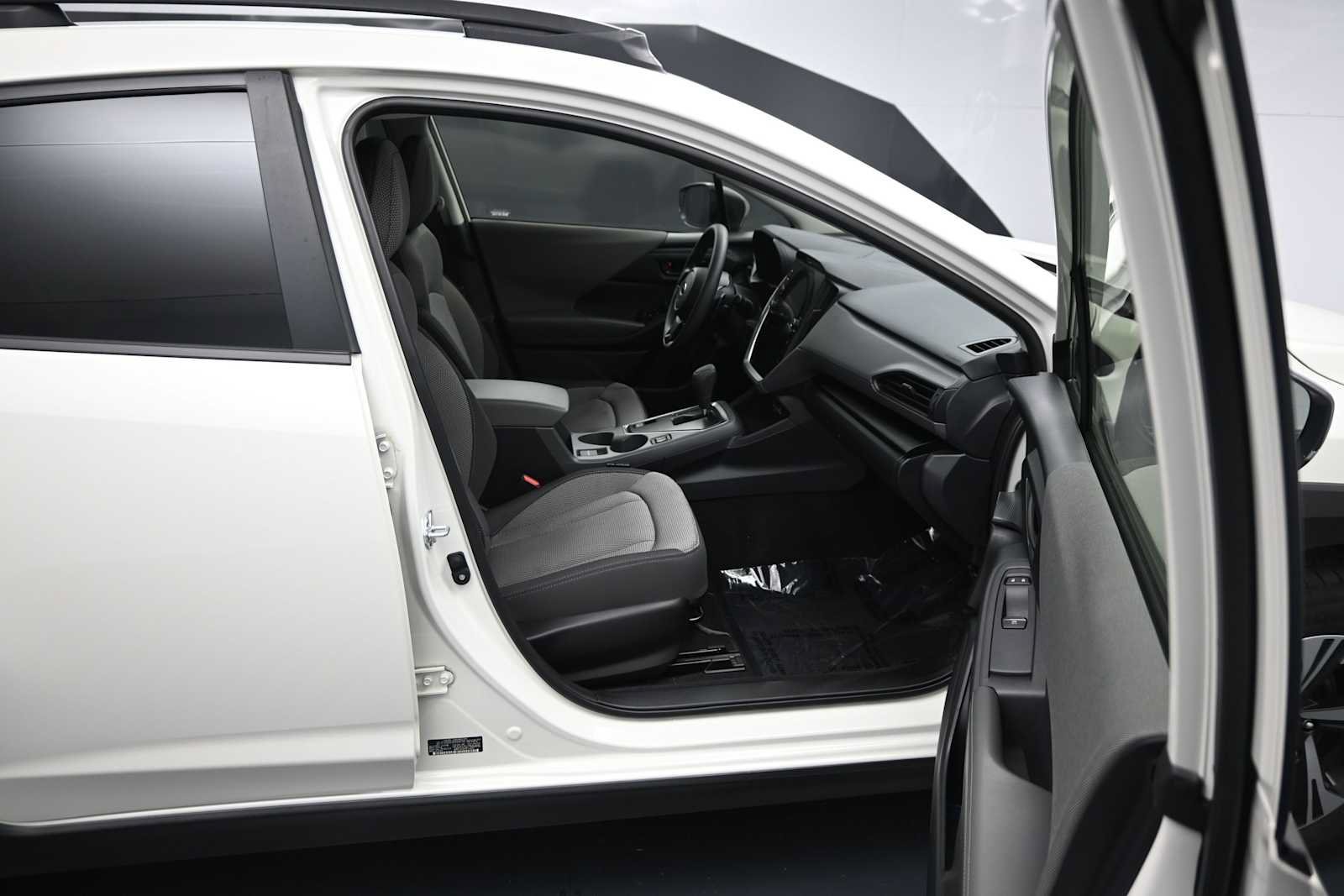 Used 2024 Subaru Crosstrek 2.0i Premium AWD/4WD image 18