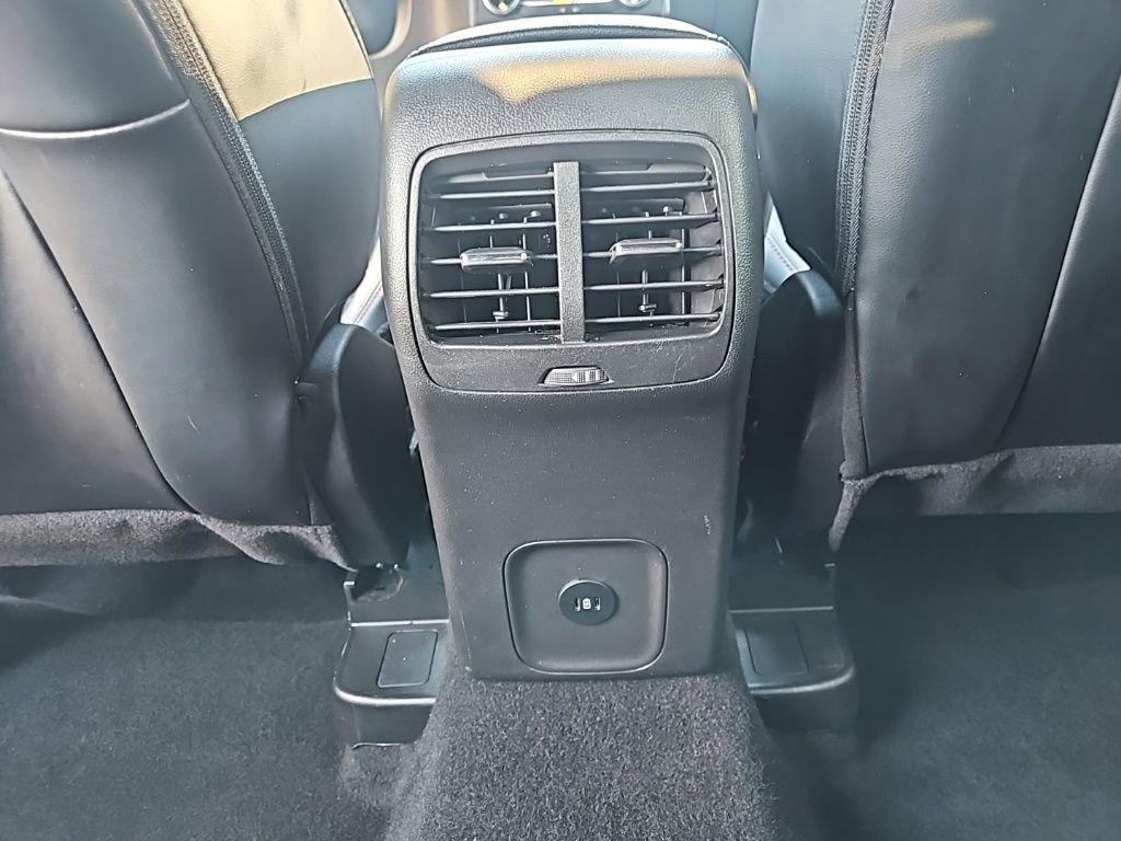 Used 2025 Ford Escape ST-Line image 28