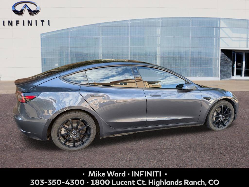 Used 2022 Tesla Model 3 Long Range AWD/4WD image 2
