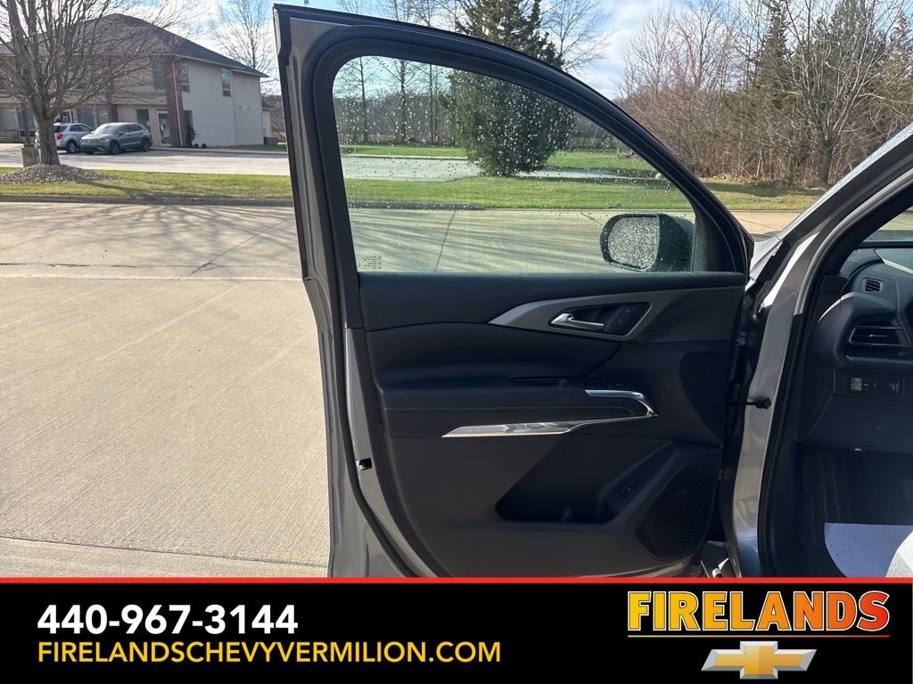 New 2026 Chevrolet Traverse LT w/ LPO, Floor Liner Package FWD image 12