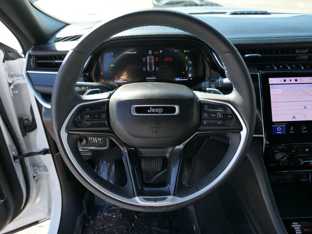 Used 2023 Jeep Grand Cherokee Trailhawk w/ Advanced Protech Group II image 15