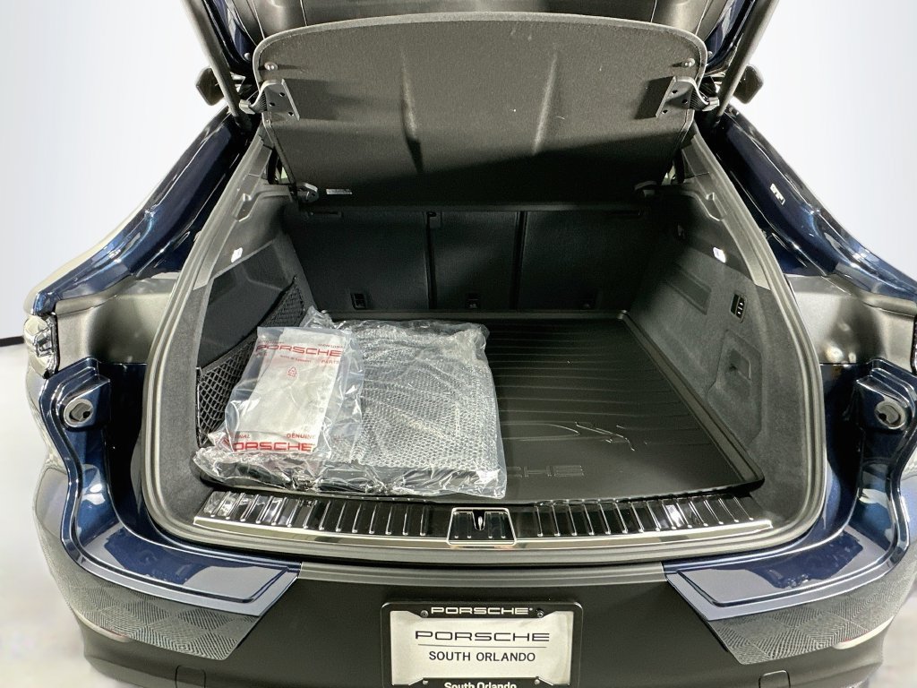 New 2026 Porsche Cayenne Turbo GT AWD/4WD image 27