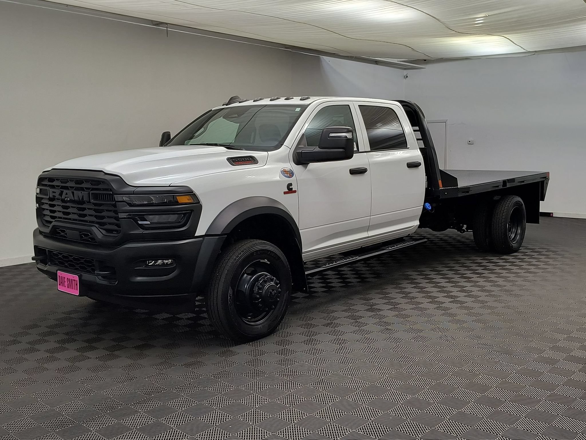 Used 2025 RAM 5500 Tradesman AWD/4WD image 1