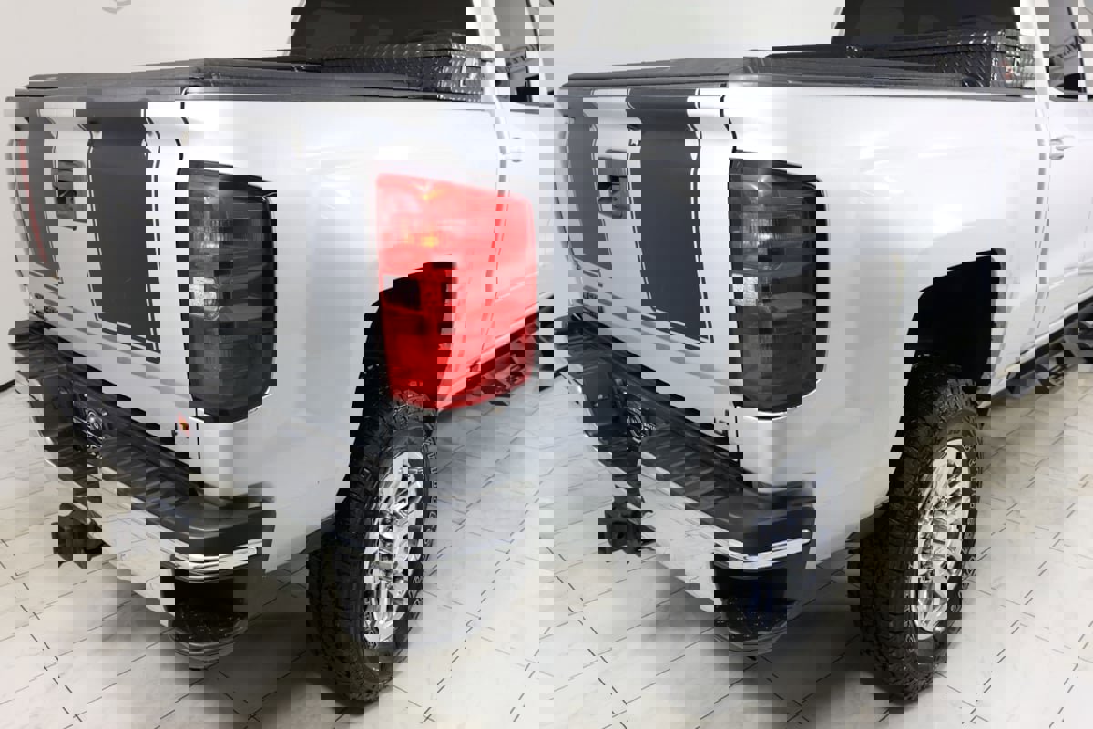 Used 2016 Chevrolet Silverado 2500 LT w/ LT Convenience Package image 42