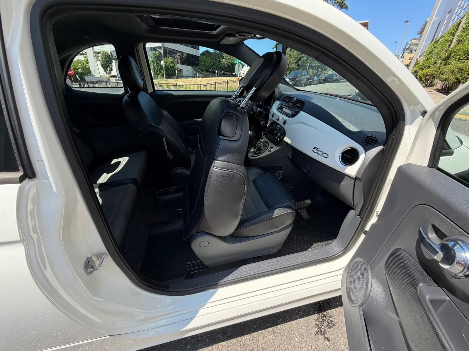 Used 2013 FIAT 500 Turbo w/ Comfort/Convenience Group FWD image 18