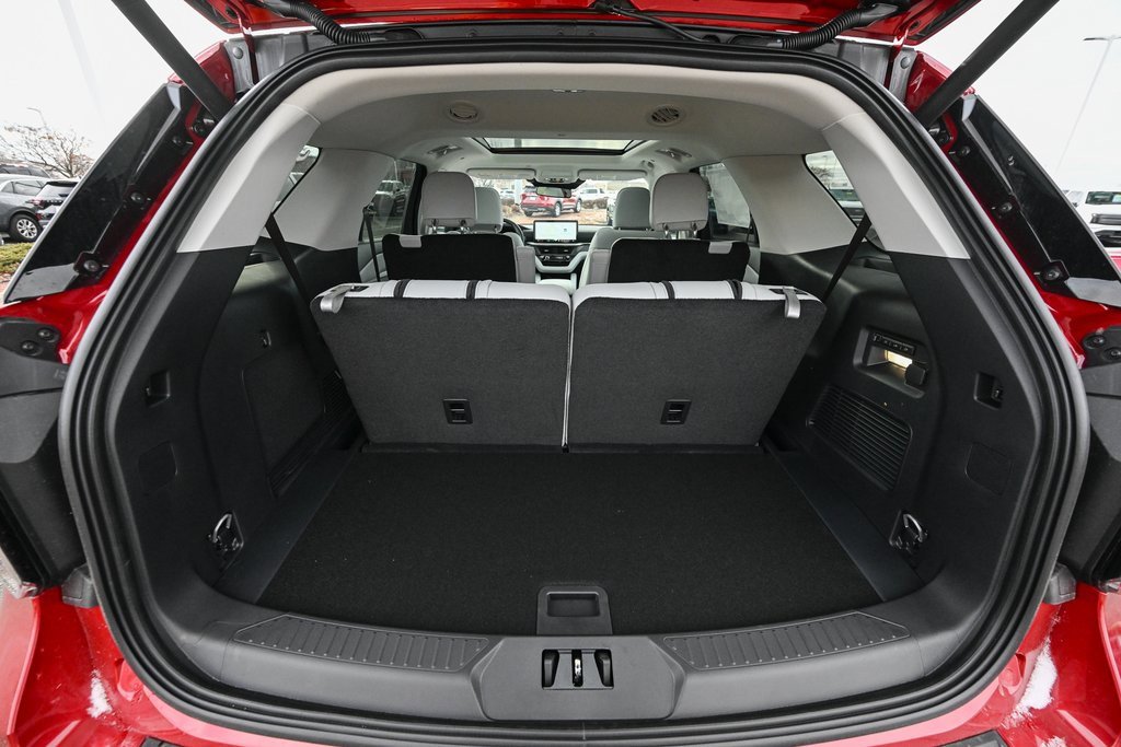 New 2026 Ford Explorer Platinum w/ LUX Leather Package image 13