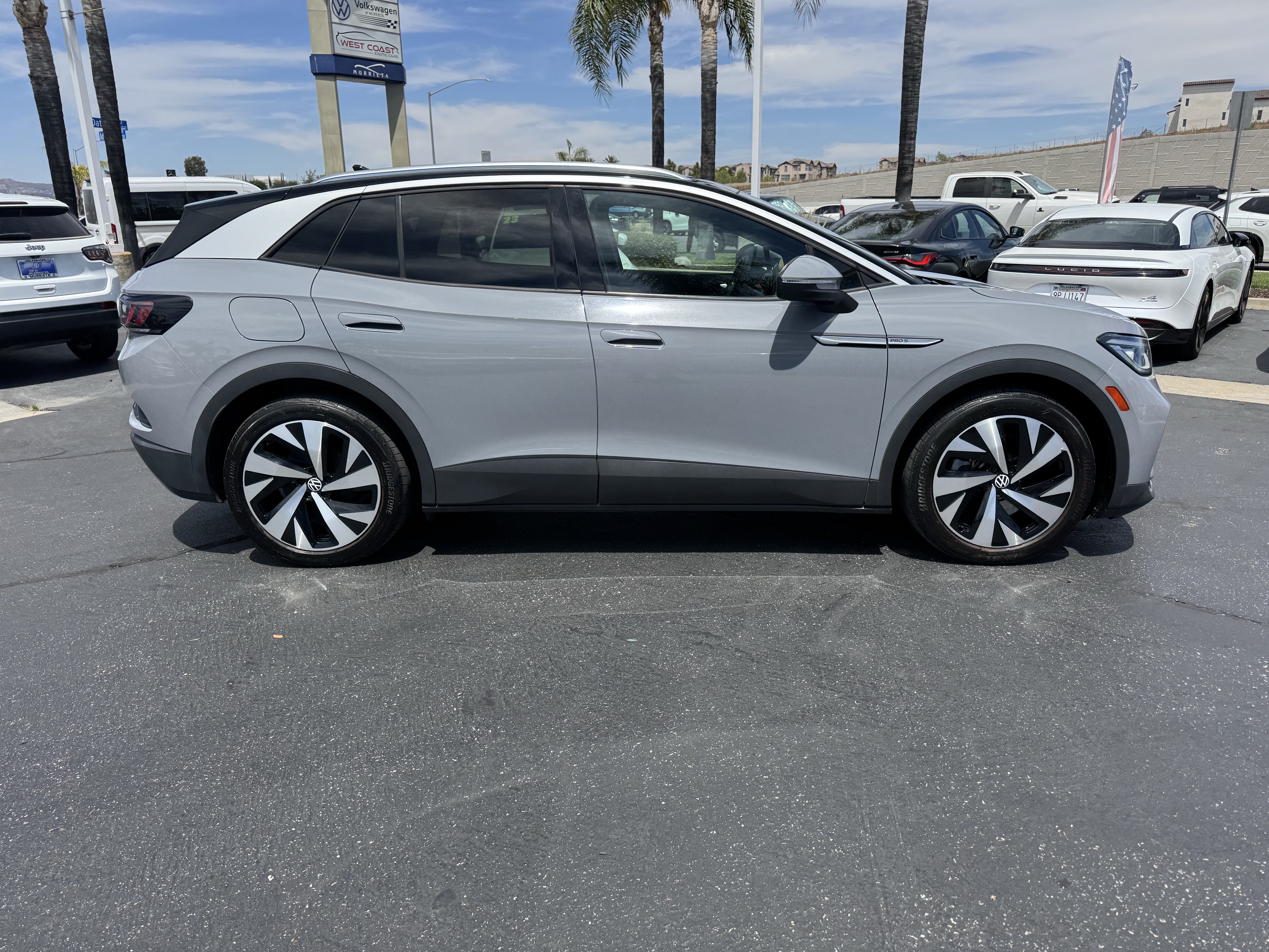 Used 2021 Volkswagen ID.4 Pro S w/ Gradient Package RWD image 10