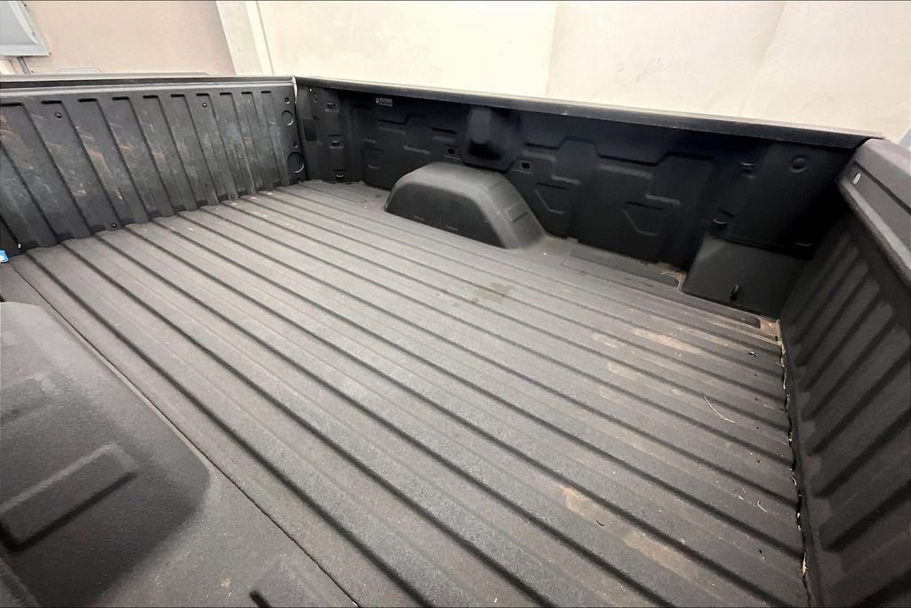 Used 2024 Chevrolet Silverado 1500 W/T w/ WT Value Package RWD image 22