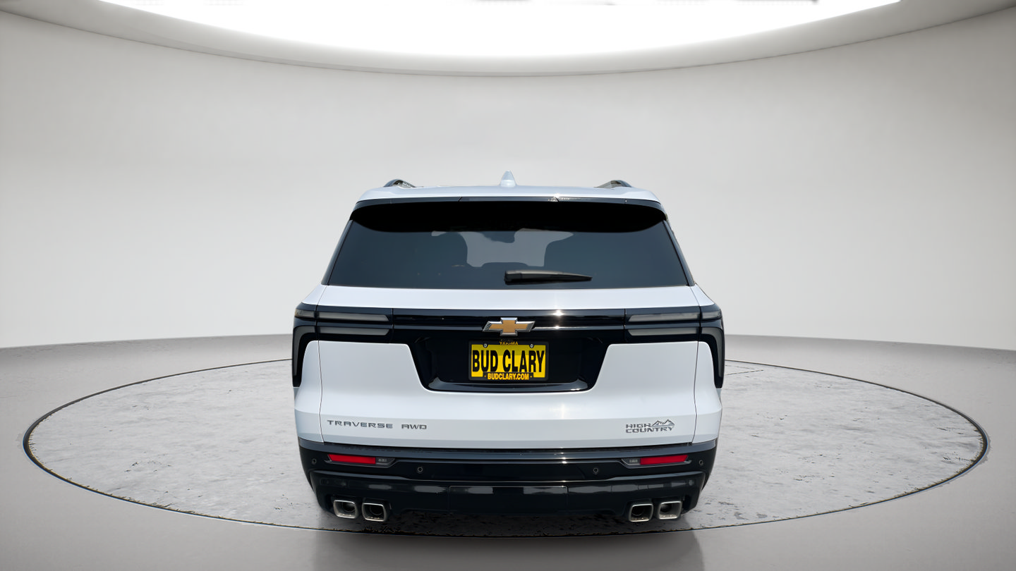 Used 2026 Chevrolet Traverse High Country w/ LPO, Floor Liner Package AWD/4WD image 4