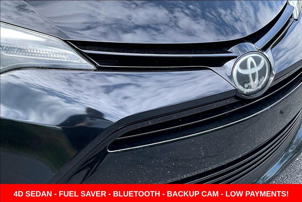 Used 2017 Toyota Corolla LE image 31